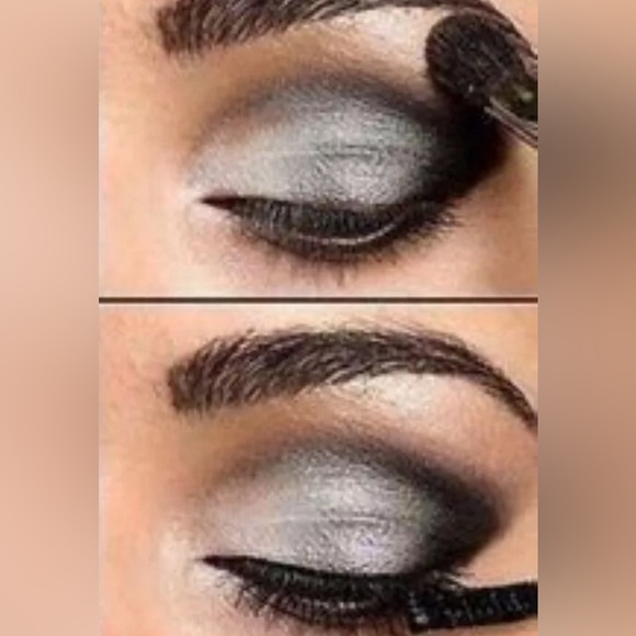 Mary Kay Shimmer Liq Eye Shadow Graphite - Picture 4 of 10